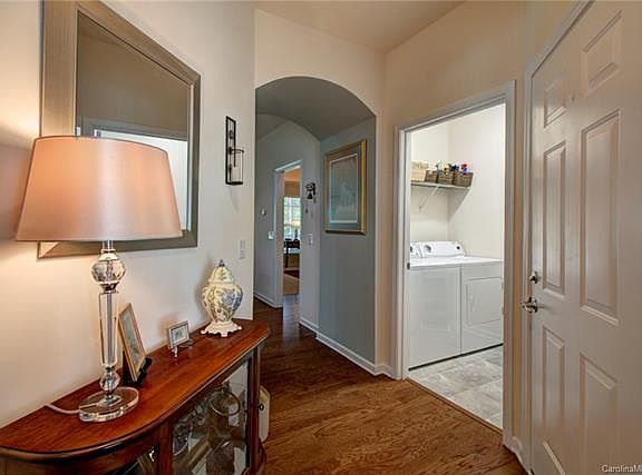 5th image of 1619 River Bend Blvd