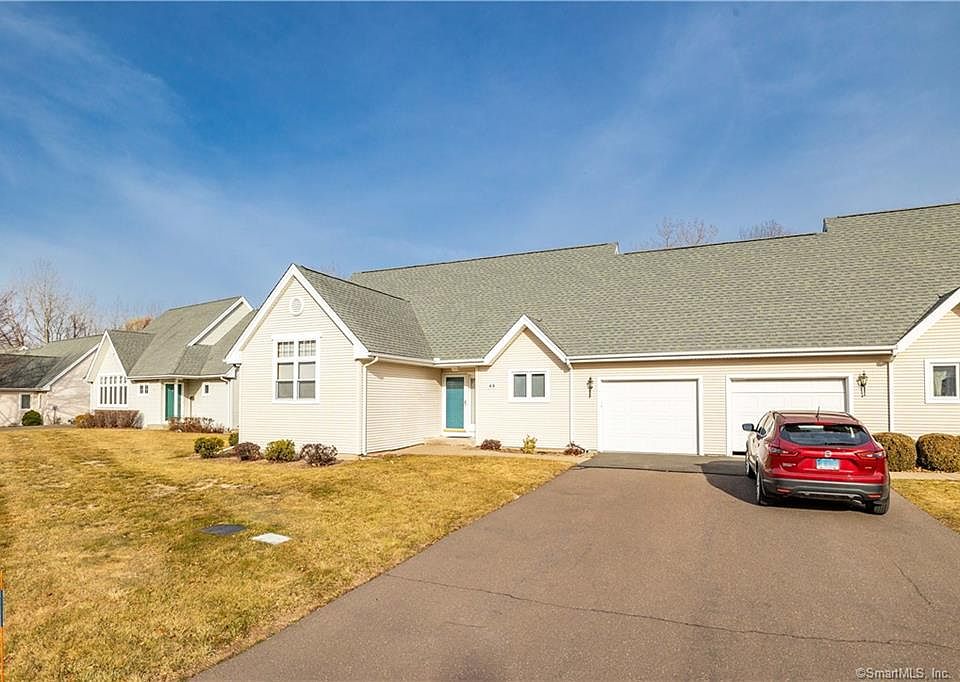 1st image of 43 Rose Ct Unit 43