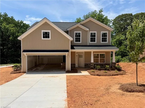 228 Longwood Dr, Winston Salem, NC 27104