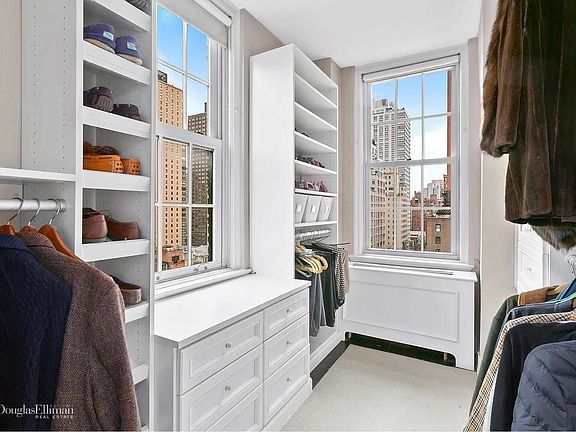 2nd image of 955 Lexington Ave #10B