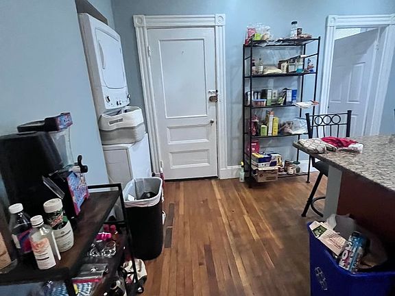 4th image of 36 Cherokee St #2