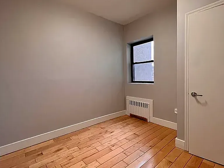 399 Chauncey St #2C — Photo 4
