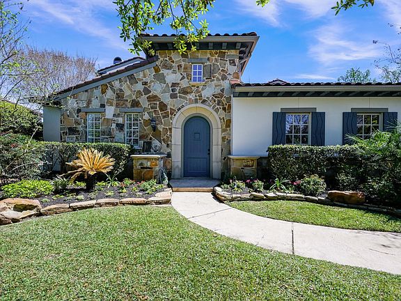 3rd image of 146 Bauer Point Cir