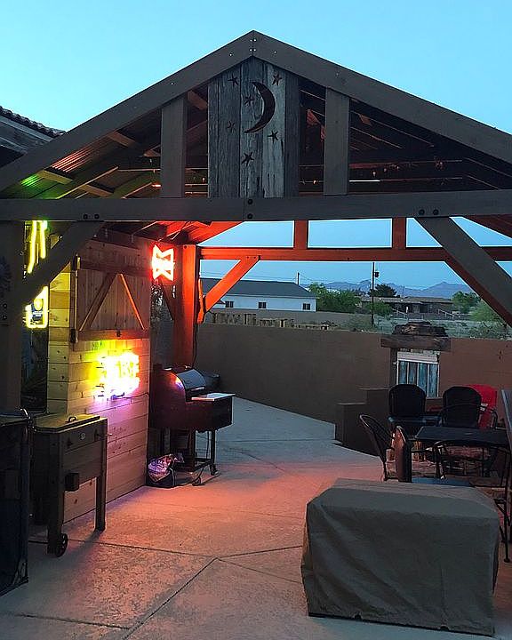custom gazebo and bar
