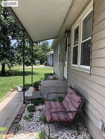 2nd image of 313 Park St