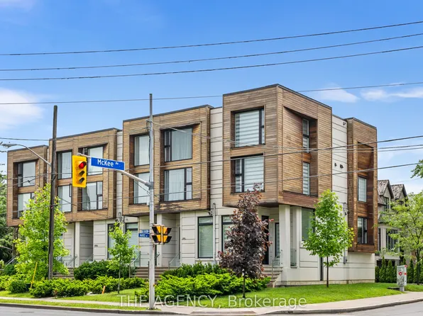 3062 Bayview Ave, Toronto, ON M2N 5L2