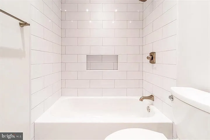 6332 Teakwood Ct — Photo 15