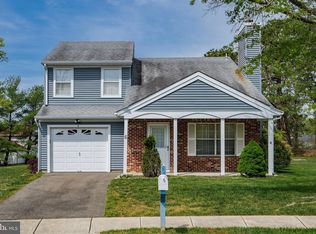 6 Tamarack Ct, Barnegat, NJ 08005