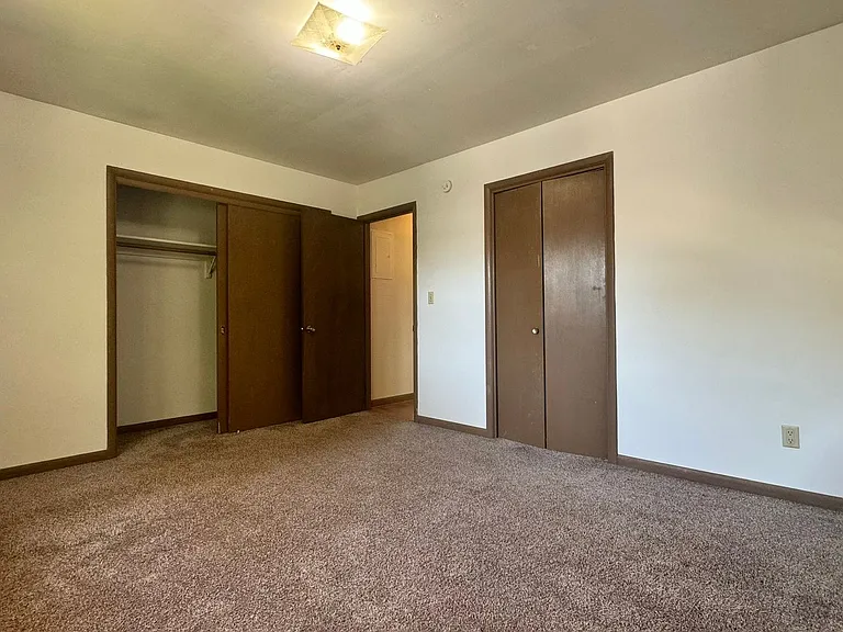 614 E. Jefferson Street — Photo 10