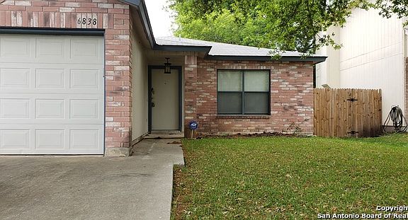 3rd image of 6838 Rebel Grove Dr