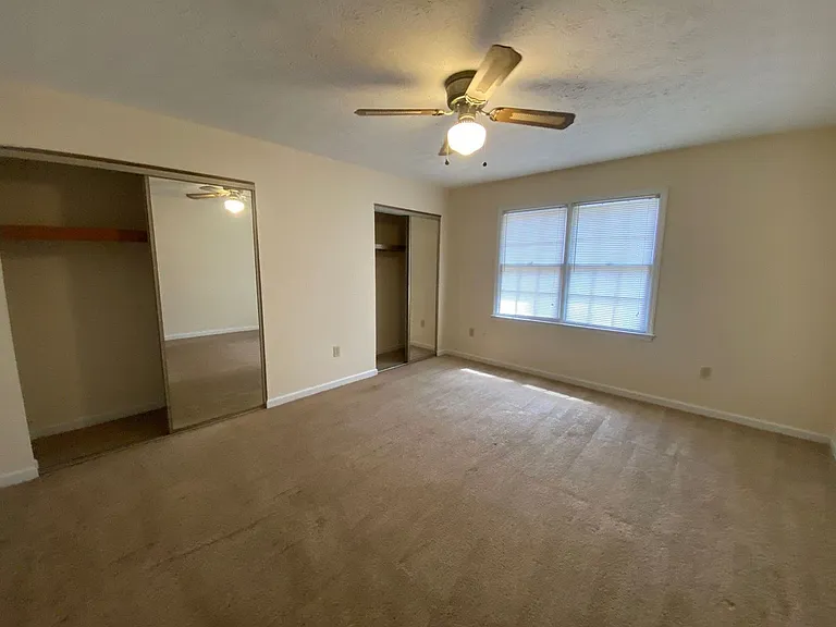 240 Highland Park Dr #240 — Photo 2