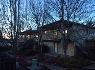 1810 NE Fairview Ave APT D, Grants Pass, OR 97526