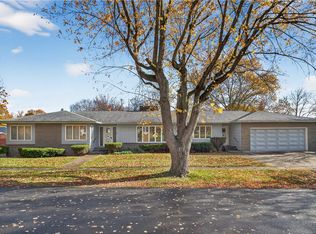 9 Rosewood Dr, Penn Yan, NY 14527
