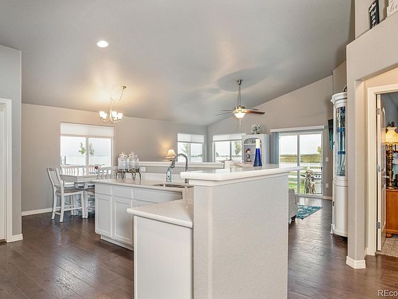 4th image of 6098 Carmon Drive
