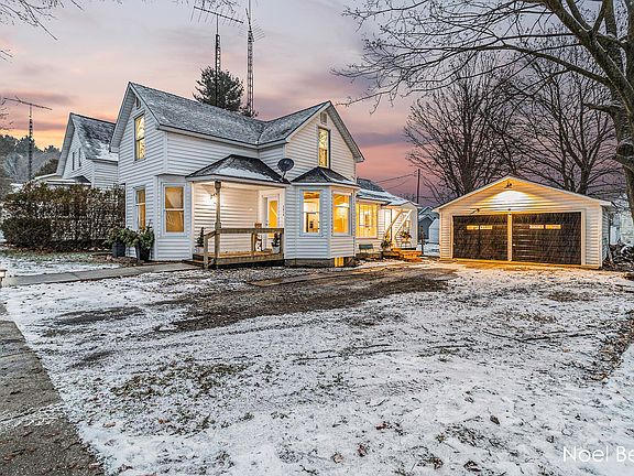2nd image of 2674 Blair Ave