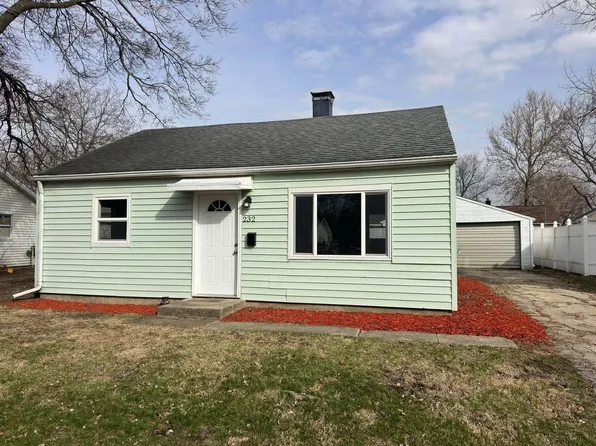 232 Arcadia Dr, Rantoul, IL 61866