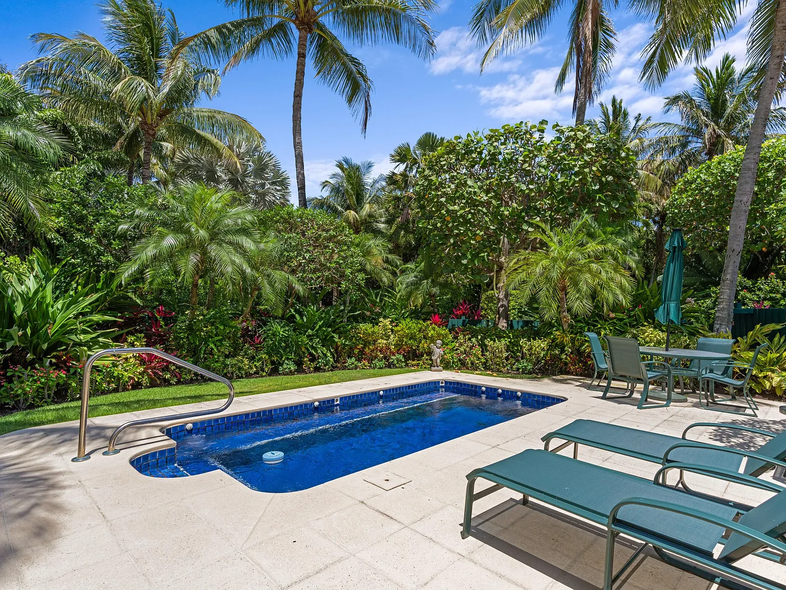4 bed, 4.5 bath, 3113 sqft, $40,000 — Photo 4