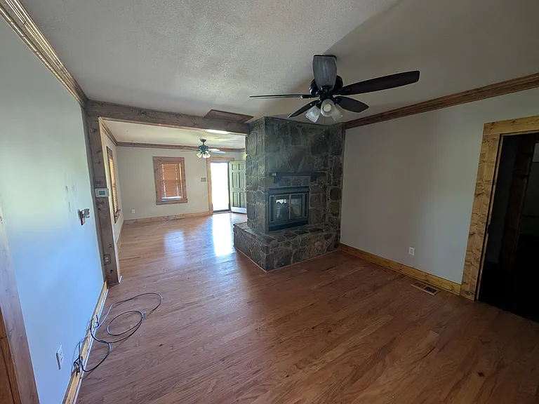 905 Fretz Rd — Photo 15