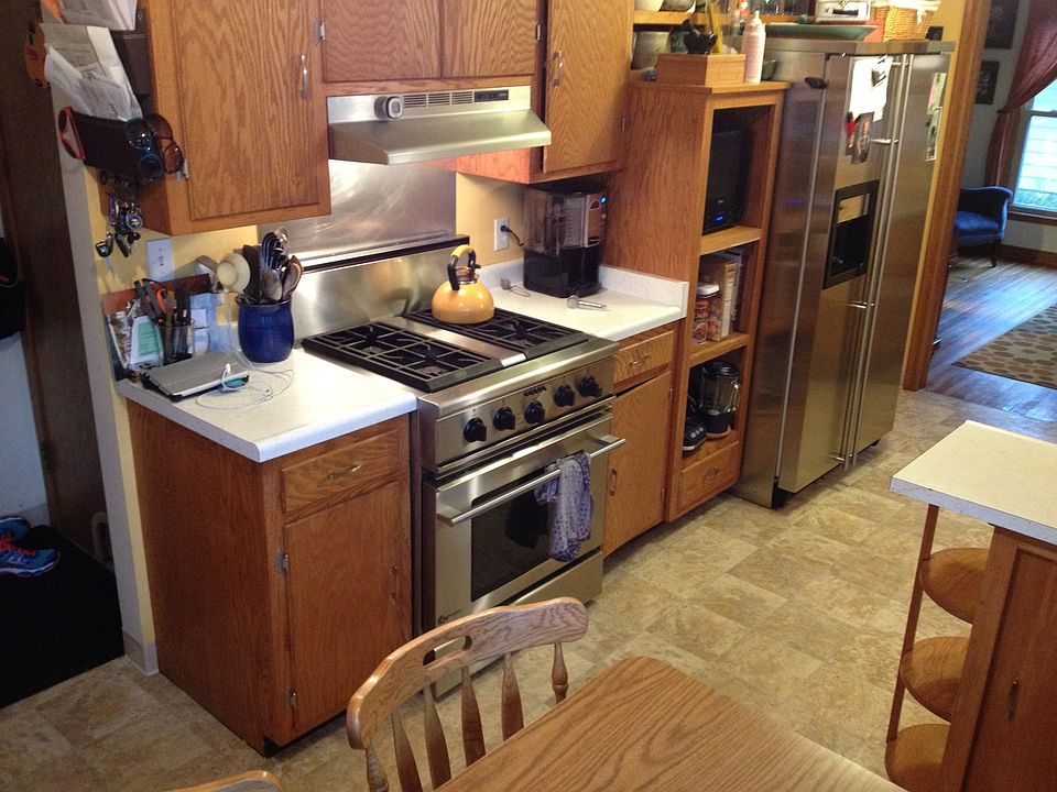 1st image of 756 Sandhurst Dr W