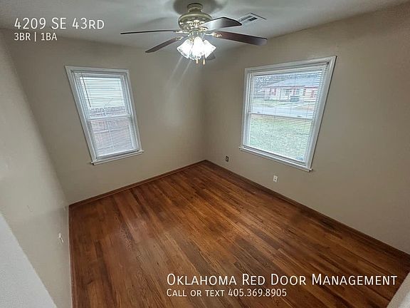 5th image of 4209 SE 43rd St