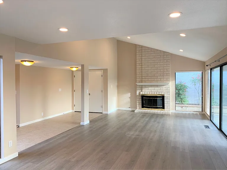 531 Cambrian Way — Photo 11