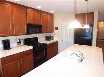 4th image of 3180 Stuart Isl St