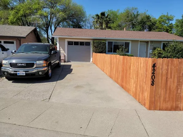 4208 Sloan Dr, North Highlands, CA 95660