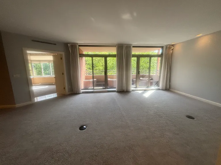 99-60 Florence St #3D — Photo 7