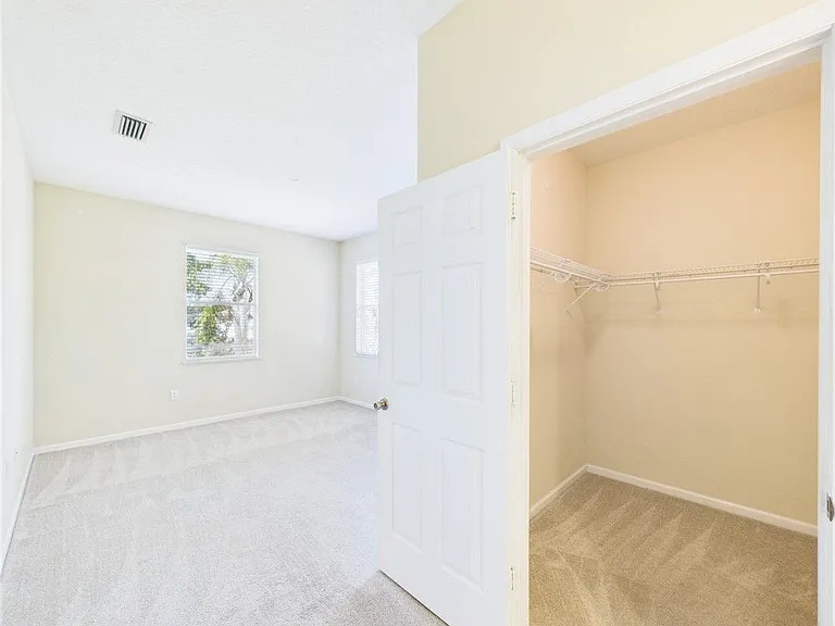 462 Lloyd St — Photo 19
