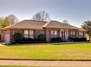 15000 Meadow Park Cir SE, Huntsville, AL 35803