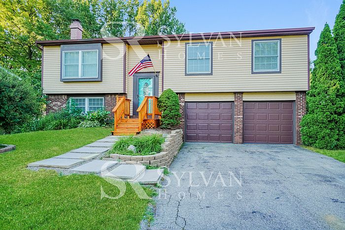 1st image of 10387 Bridgewood St