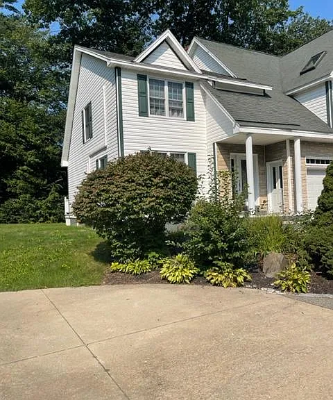 44 Shadagee Rd #A — Photo 2
