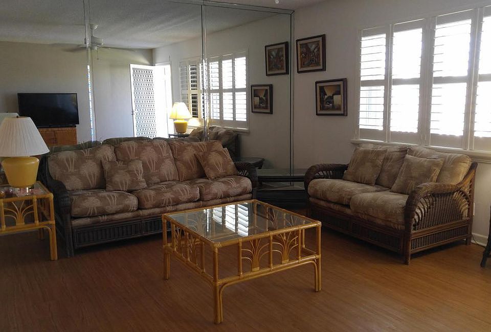 1st image of 740 Horizons W APT 209