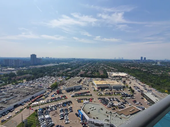 7171 Yonge St, Markham, ON