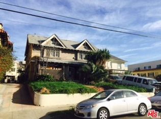 930 S Park View St, Los Angeles, CA 90006