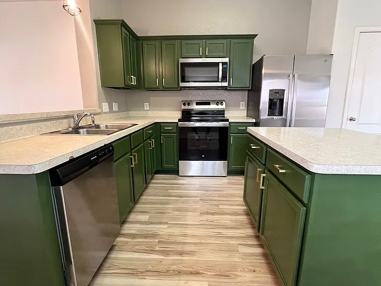 10547 Weser Ln — Photo 6