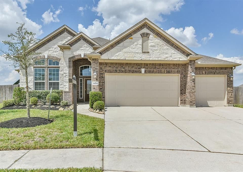 1st image of 31826 Sydney Creek Dr