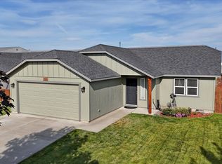 353 S Solar St, Airway Heights, WA 99001