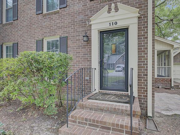 5th image of 110 Towhee Dr