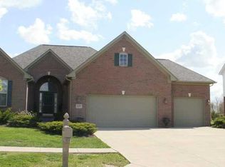 1119 Hampton Dr, Greenwood, IN 46143