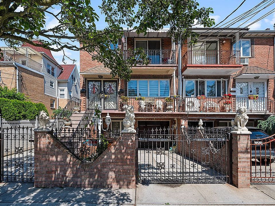 1st image of 264 Bay 11th St