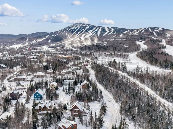 5000 North Woods Lane, Carrabassett Valley, ME 04947