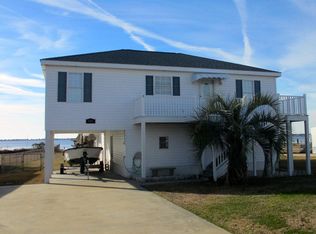 141 Salty Shores Point Rd, Newport, NC 28570