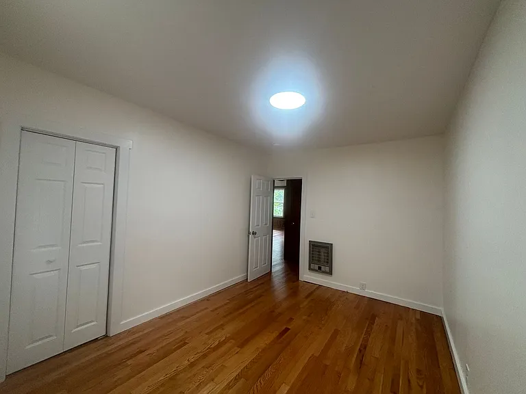 200 Perry St — Photo 14