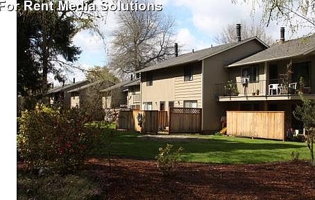 2nd image of 601 Country Club Rd APT 131