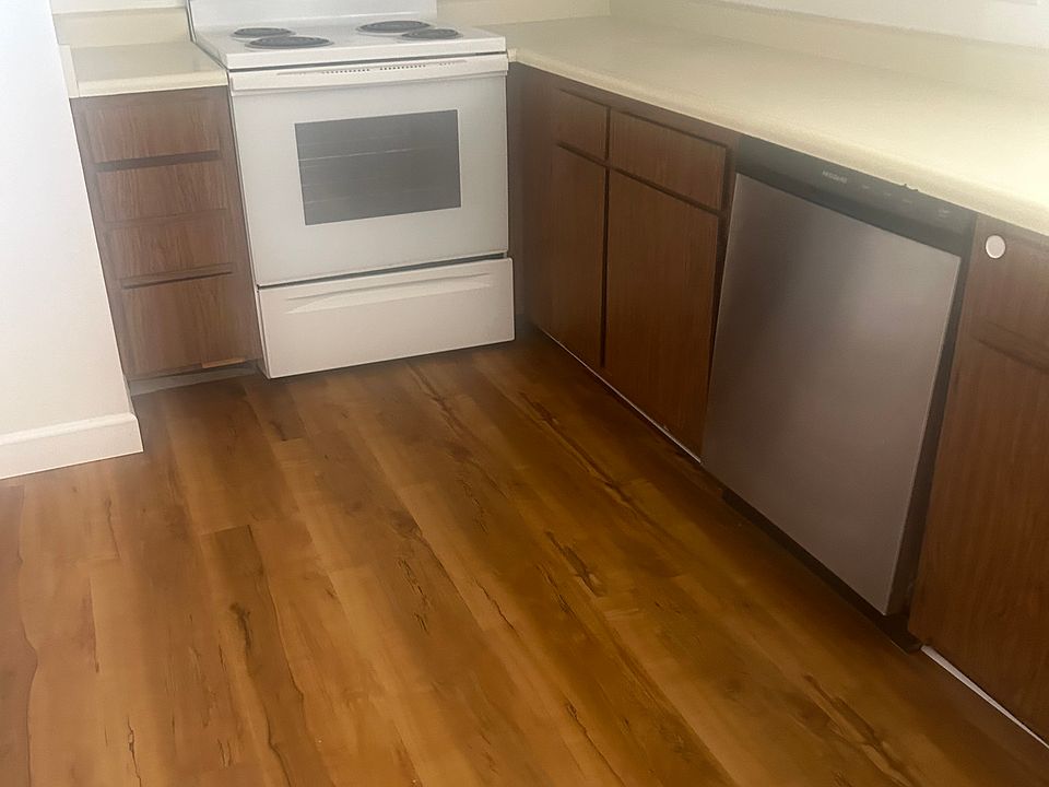 2nd image of 1303 Darlene Way APT 401B