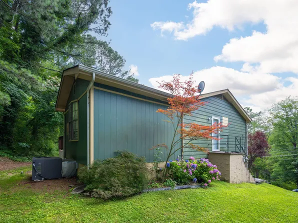 1002 Gillespie Rd, Chattanooga, TN 37411