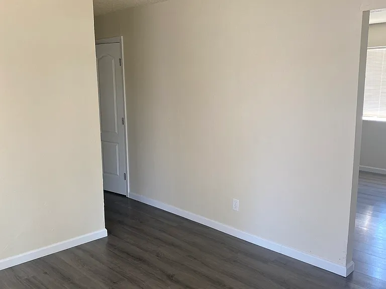 3225 Loughborough Dr — Photo 12
