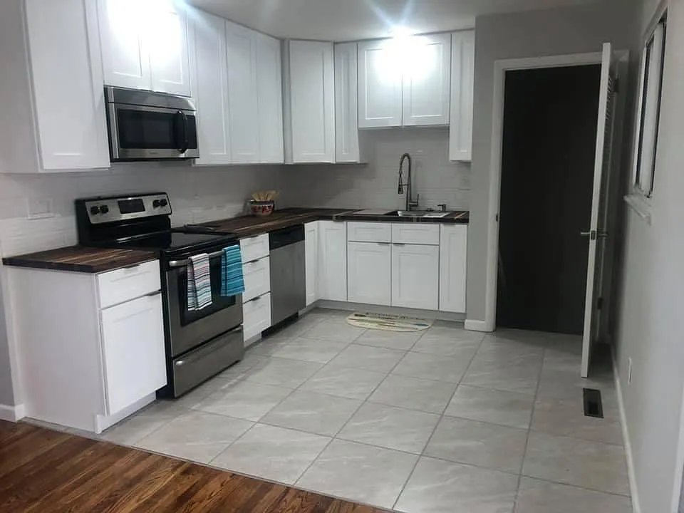 1441 Bowser Dr — Photo 2