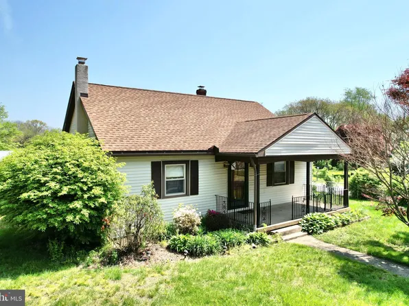 3803 Bethel Rd, Upper Chichester, PA 19061